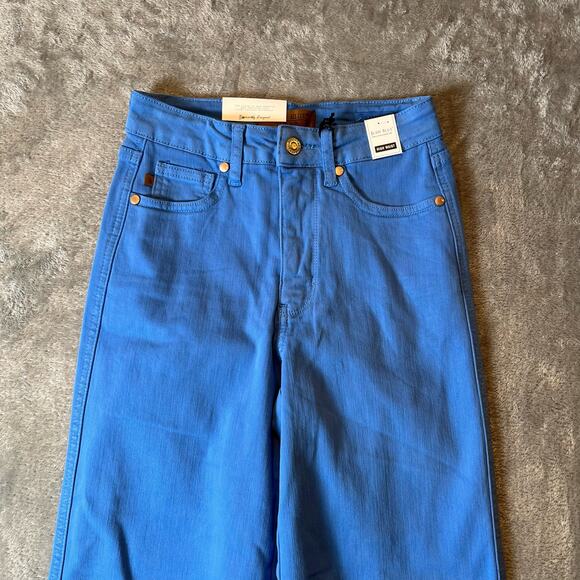 Judy Blue High Waist Tummy Control Wide Crop Pants Size 0 / 24 Sky Blue New - Picture 2 of 6